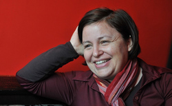 zustin-toms-lifebites-bg_250x154_crop_478b24840a