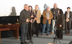 anri1_250x154_crop_478b24840a