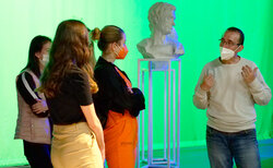 2233643_250x154_crop_478b24840a