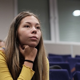 alexa-trayanova-fb-aleksa-traqnova_280x280_crop_478b24840a