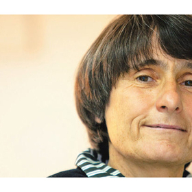 zdravka-evtimova-pod-mosta_280x280_crop_478b24840a