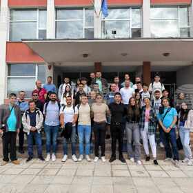 391736893-354768817115739-7022539178684580305-n_280x280_crop_478b24840a