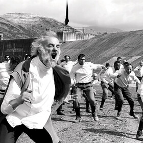 luka-set-01-sam-louwyck-photo-by-sabina-christova-sm_280x280_crop_478b24840a