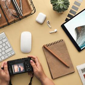 pexels-fauxels-3183132_280x280_crop_478b24840a