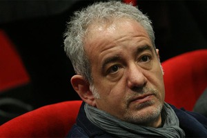 komandarev_300x200_crop_478b24840a