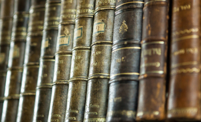 books2_678x410_crop_478b24840a