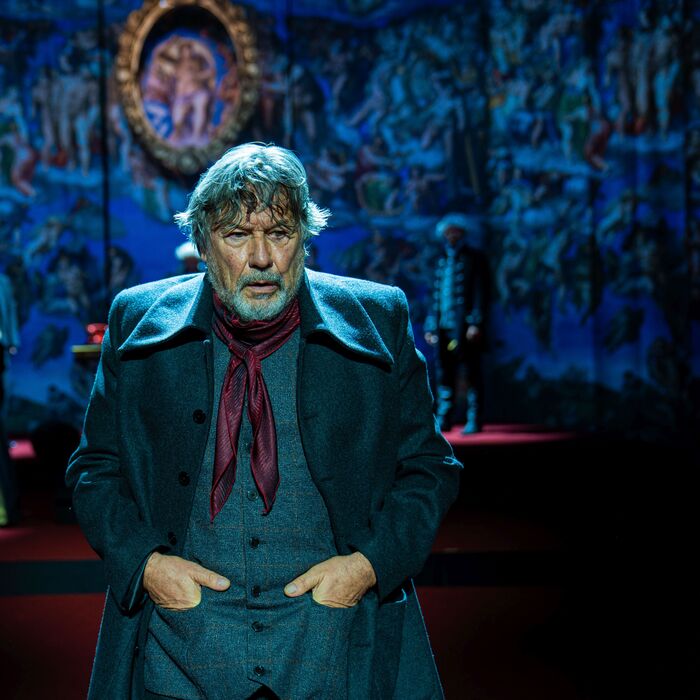 veselin-mezekliev-naroden-teatur-ivan-vazov_700x700_crop_478b24840a