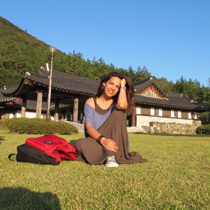 yana-lekarska-divamagazine-bg_700x700_crop_478b24840a