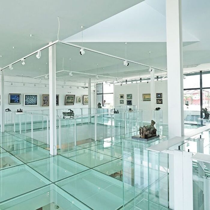 galeriya-uniart_700x700_crop_478b24840a