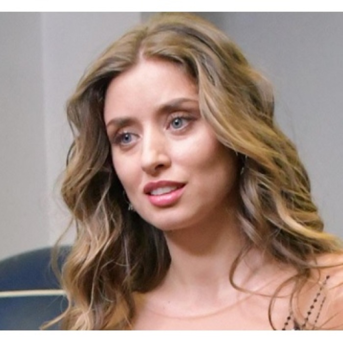 sania-borisova-kliukinet_700x700_crop_478b24840a