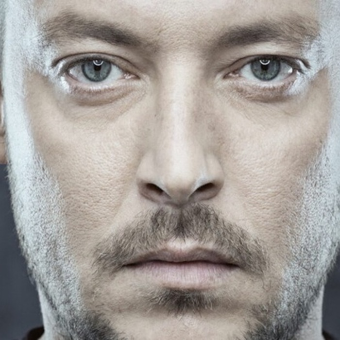 stefan-ivanov-v-kapital_700x700_crop_478b24840a