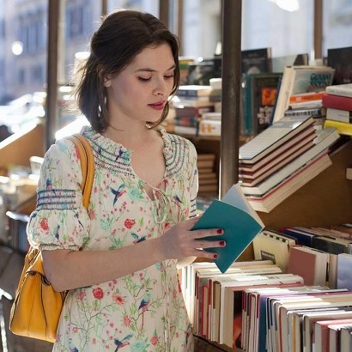 5-debiutirashti-poetesi-momichetata-com_700x700_crop_478b24840a