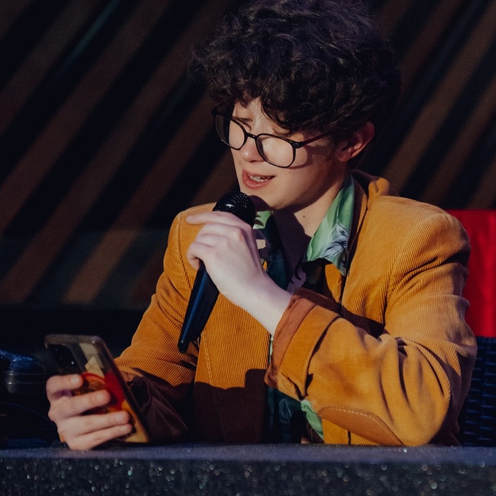 anastasia-stoeva-fb-alexander-arnaudov-en_700x700_crop_478b24840a