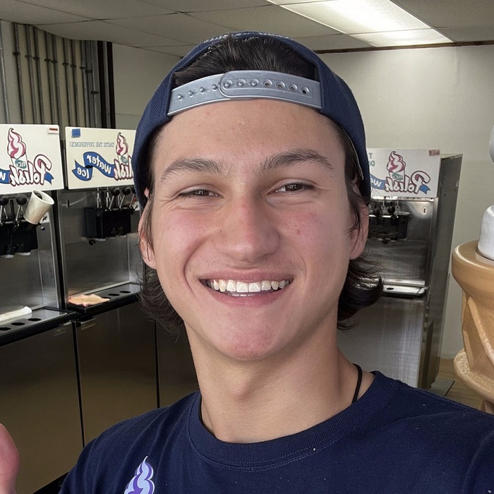 ioan-kantardjiev-newblog4u-bg_700x700_crop_478b24840a