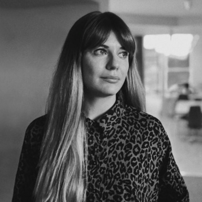 emiliana-kancheva-economy-bg_700x700_crop_478b24840a