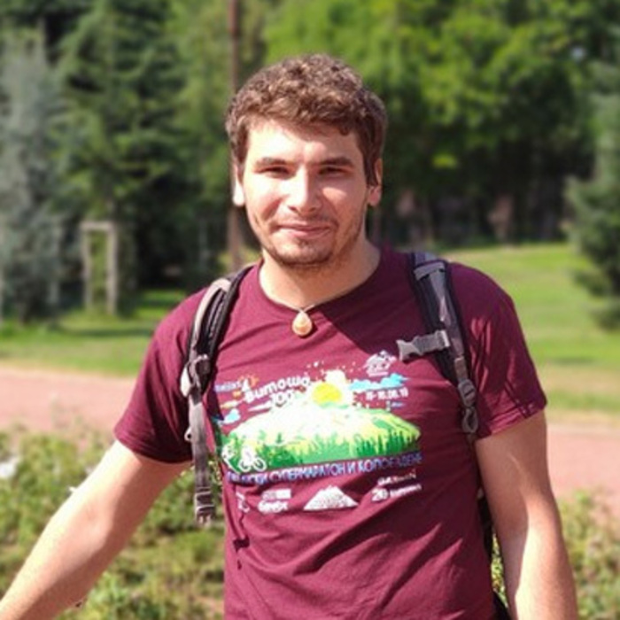 stefan-vojvodov-webcafe-678x410-crop-478b24840a_700x700_crop_478b24840a