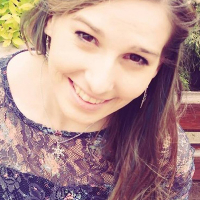 3_700x700_crop_478b24840a