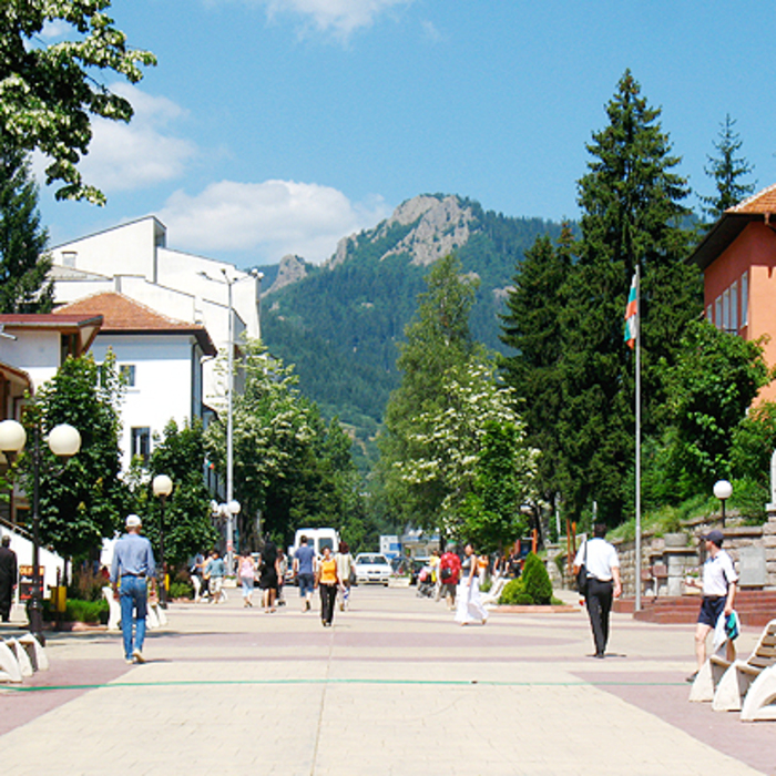 photo-17_700x700_crop_478b24840a