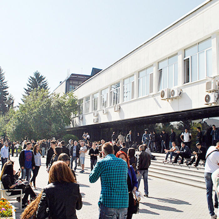 photo-28_700x700_crop_478b24840a