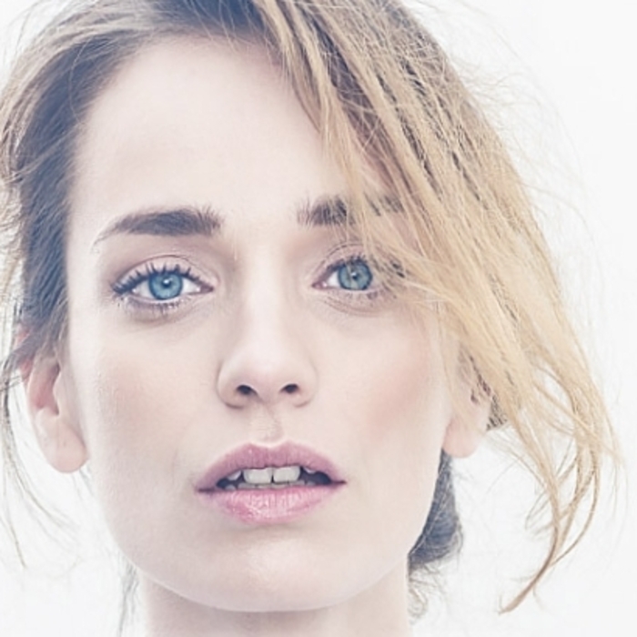 irena-milyankova-eva-bg_700x700_crop_478b24840a