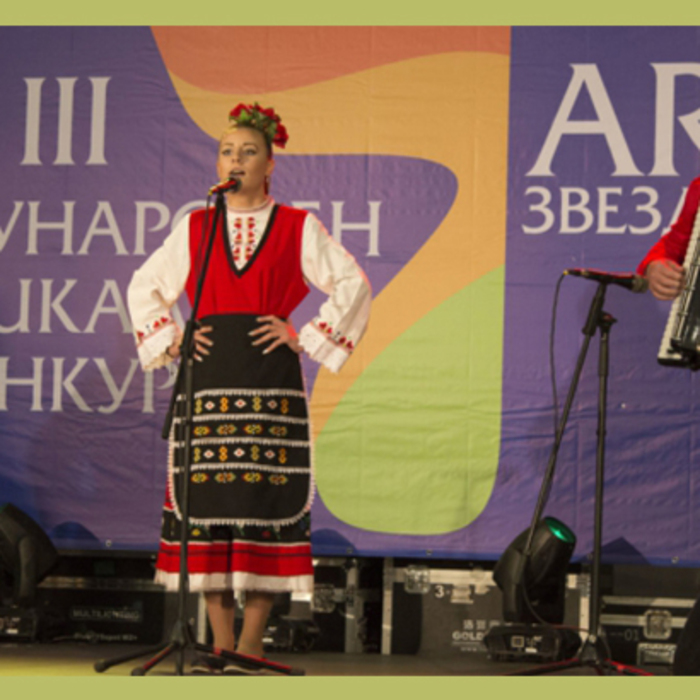 art-stars_700x700_crop_478b24840a