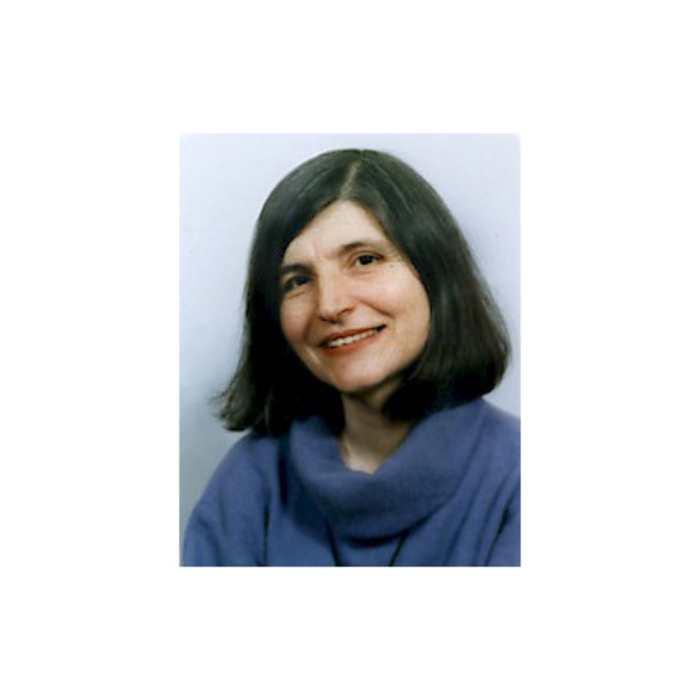 nevelina-popova-200x0_700x700_crop_478b24840a