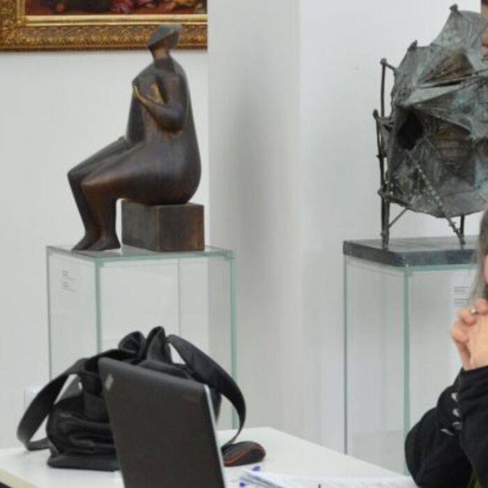 nevelina-popova-2_700x700_crop_478b24840a