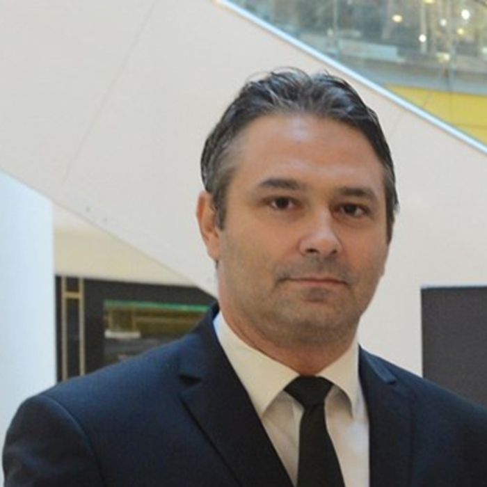 2-korica_700x700_crop_478b24840a