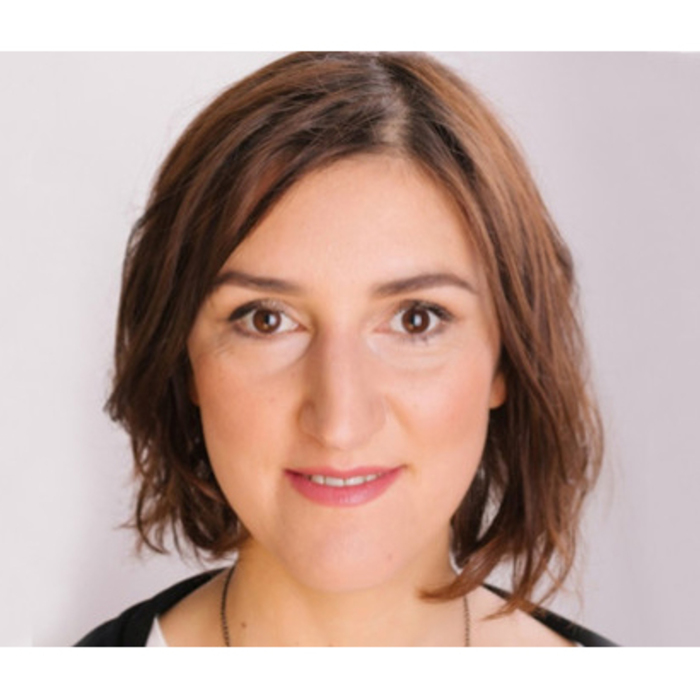 1-korica-lady-zone-bg_700x700_crop_478b24840a