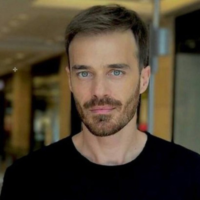 niki-iliev-lifeonline-bg_700x700_crop_478b24840a