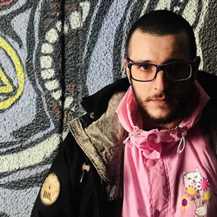 teodor-fichev_700x700_crop_478b24840a