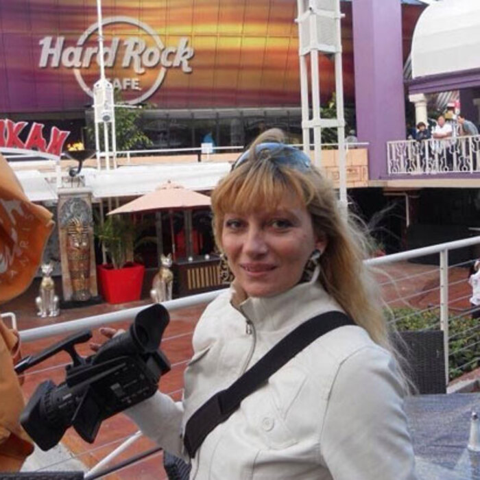 petq-angelova-impressio_700x700_crop_478b24840a