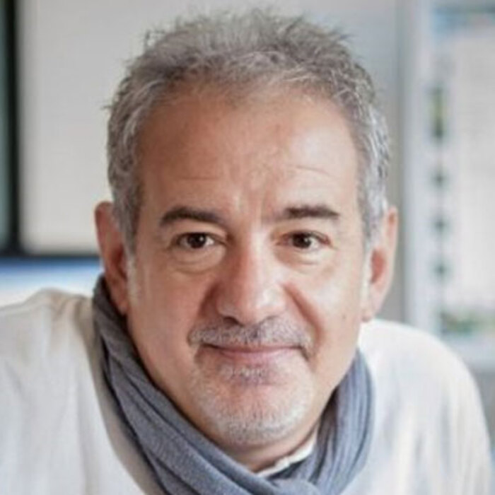 stefan-komandarev_700x700_crop_478b24840a