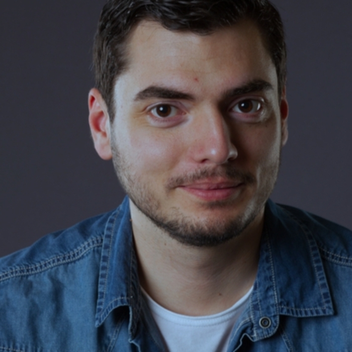 nikolai-stoichkov-ulule-com_700x700_crop_478b24840a