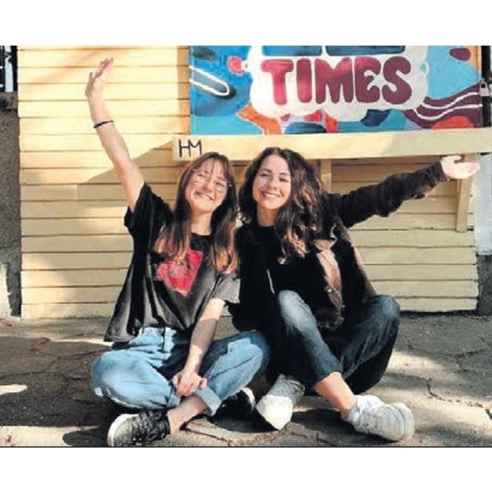 017_700x700_crop_478b24840a