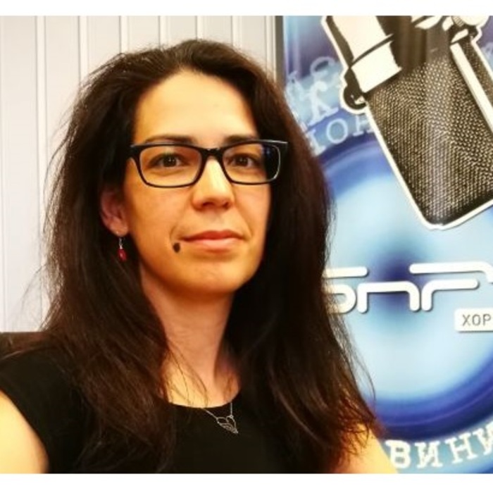 015-jana-lekarska-bnr_700x700_crop_478b24840a