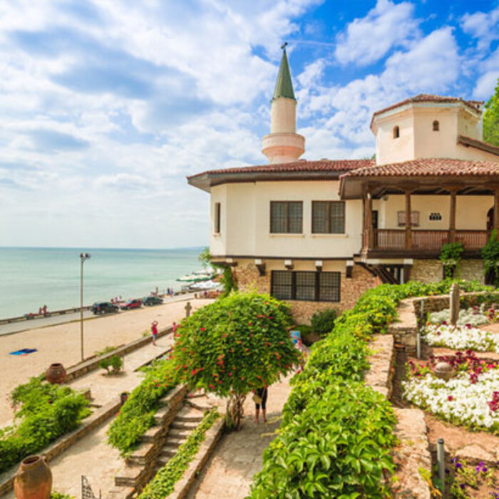 balchik-dvorec-dnews-bg_700x700_crop_478b24840a