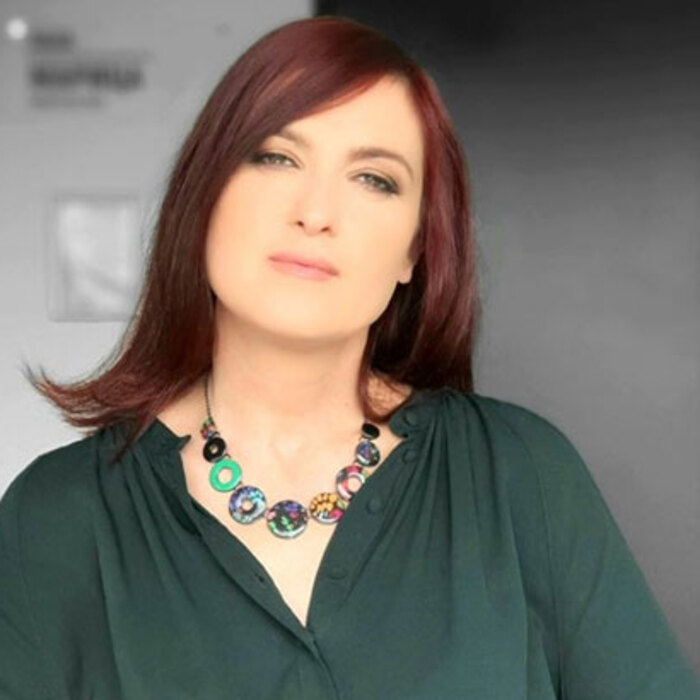 ani-colova-bnr_700x700_crop_478b24840a