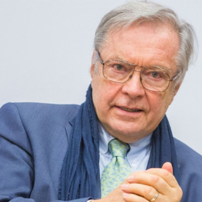 kshishtof-zanusi-v-trud_700x700_crop_478b24840a