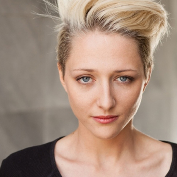 martina-apostolova-theatre-art-bg_700x700_crop_478b24840a