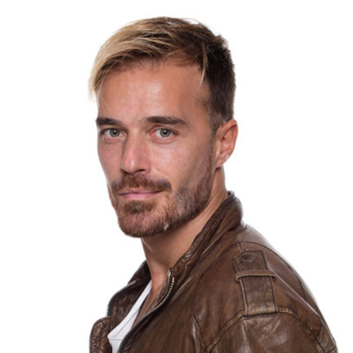 niki-iliev-duma_700x700_crop_478b24840a