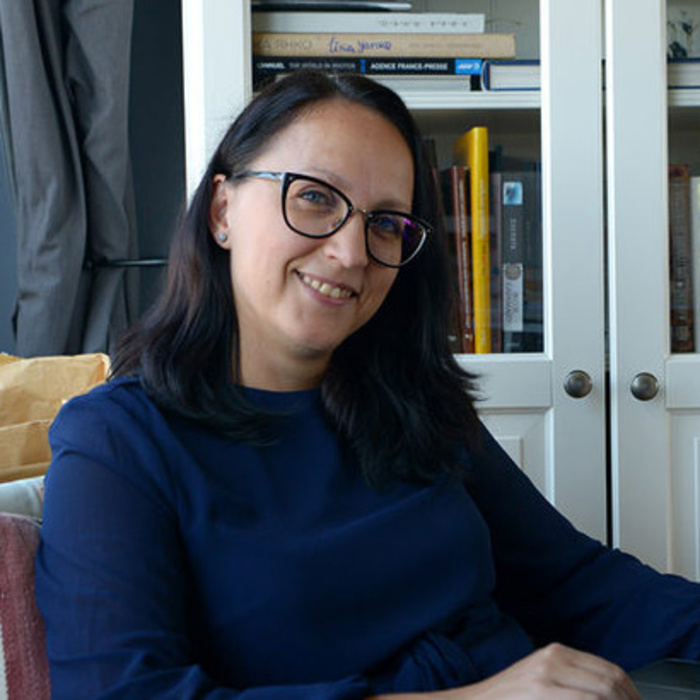 silviq-behar-v-capital_700x700_crop_478b24840a