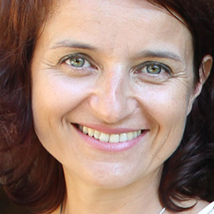 zaharina-petrova-prodanova-nbu_700x700_crop_478b24840a