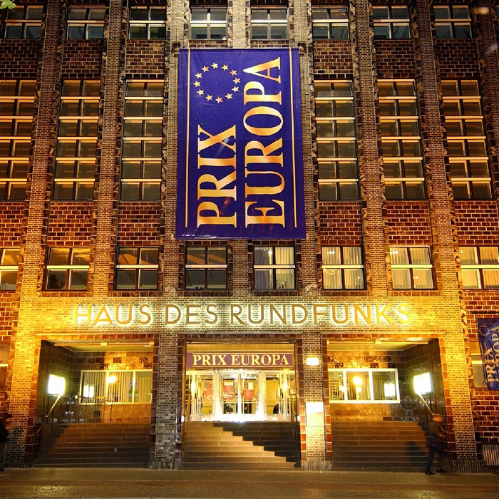 pe1_700x700_crop_478b24840a