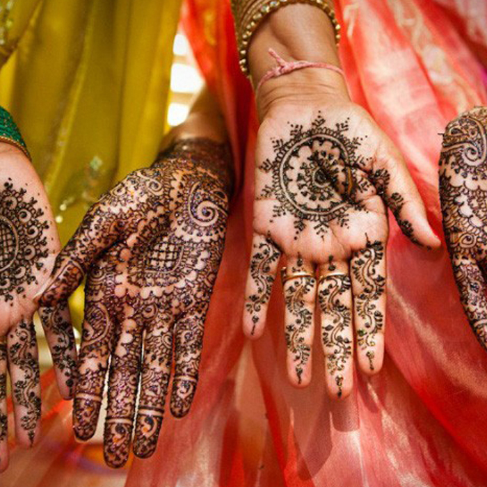 hindi_700x700_crop_478b24840a