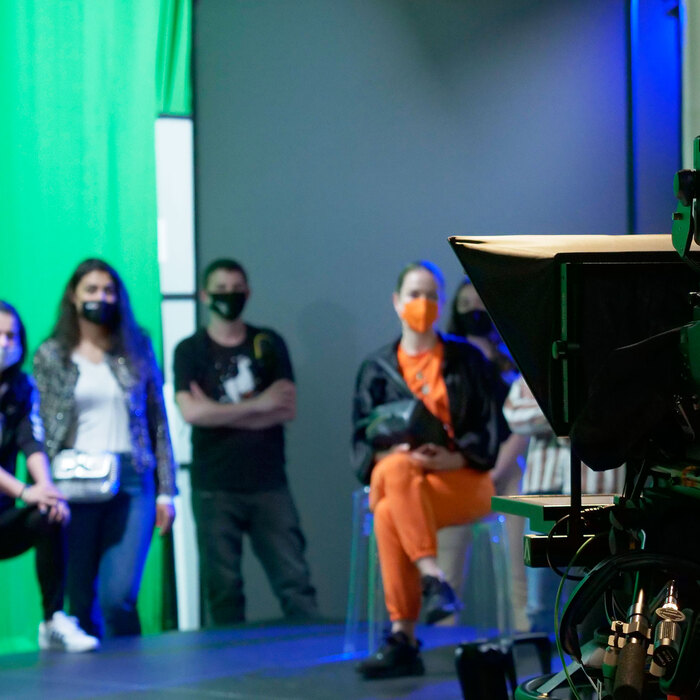 2233667_700x700_crop_478b24840a