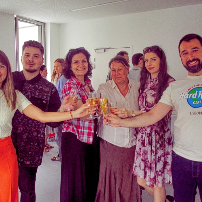 11_700x700_crop_478b24840a