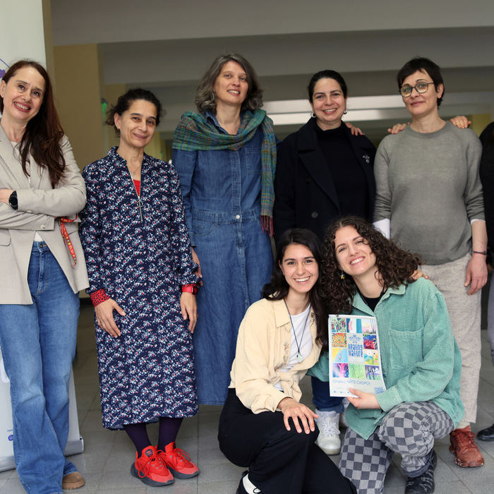 isul-meeting-01_700x700_crop_478b24840a