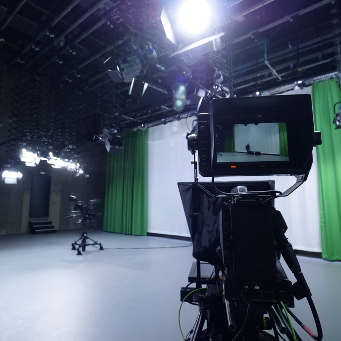 1833739_700x700_crop_478b24840a